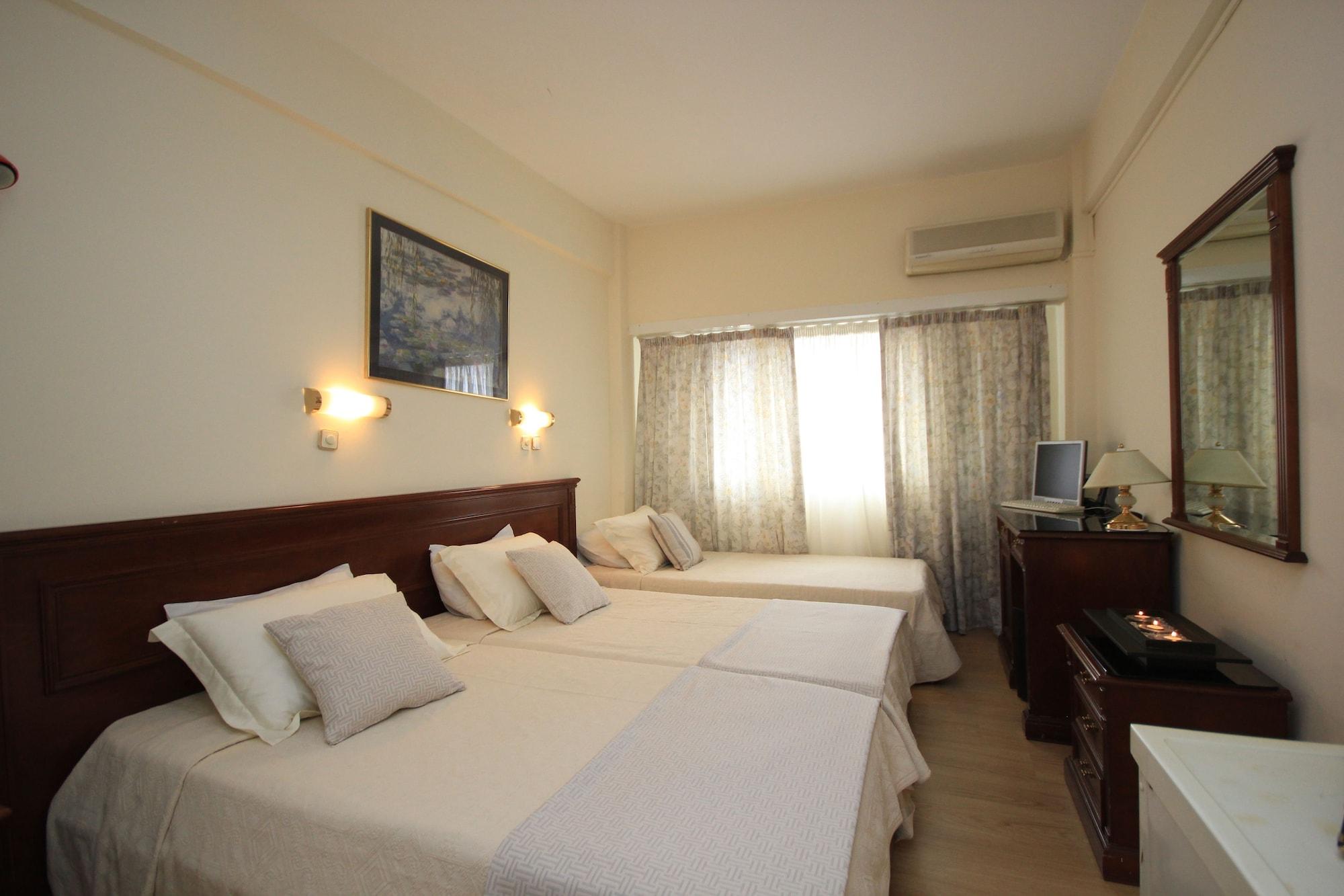 Hellinis Hotel Athens Exterior photo