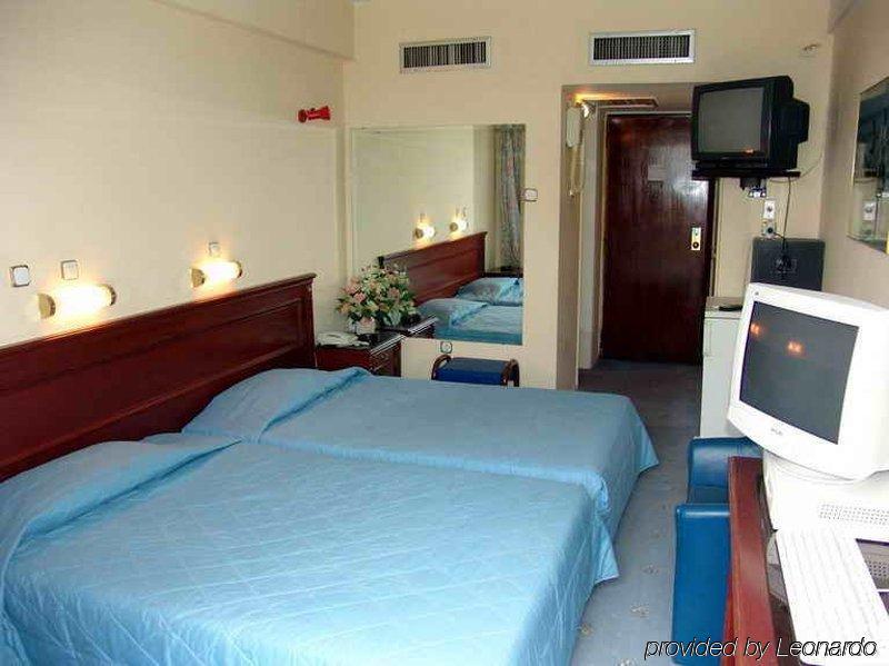 Hellinis Hotel Athens Room photo